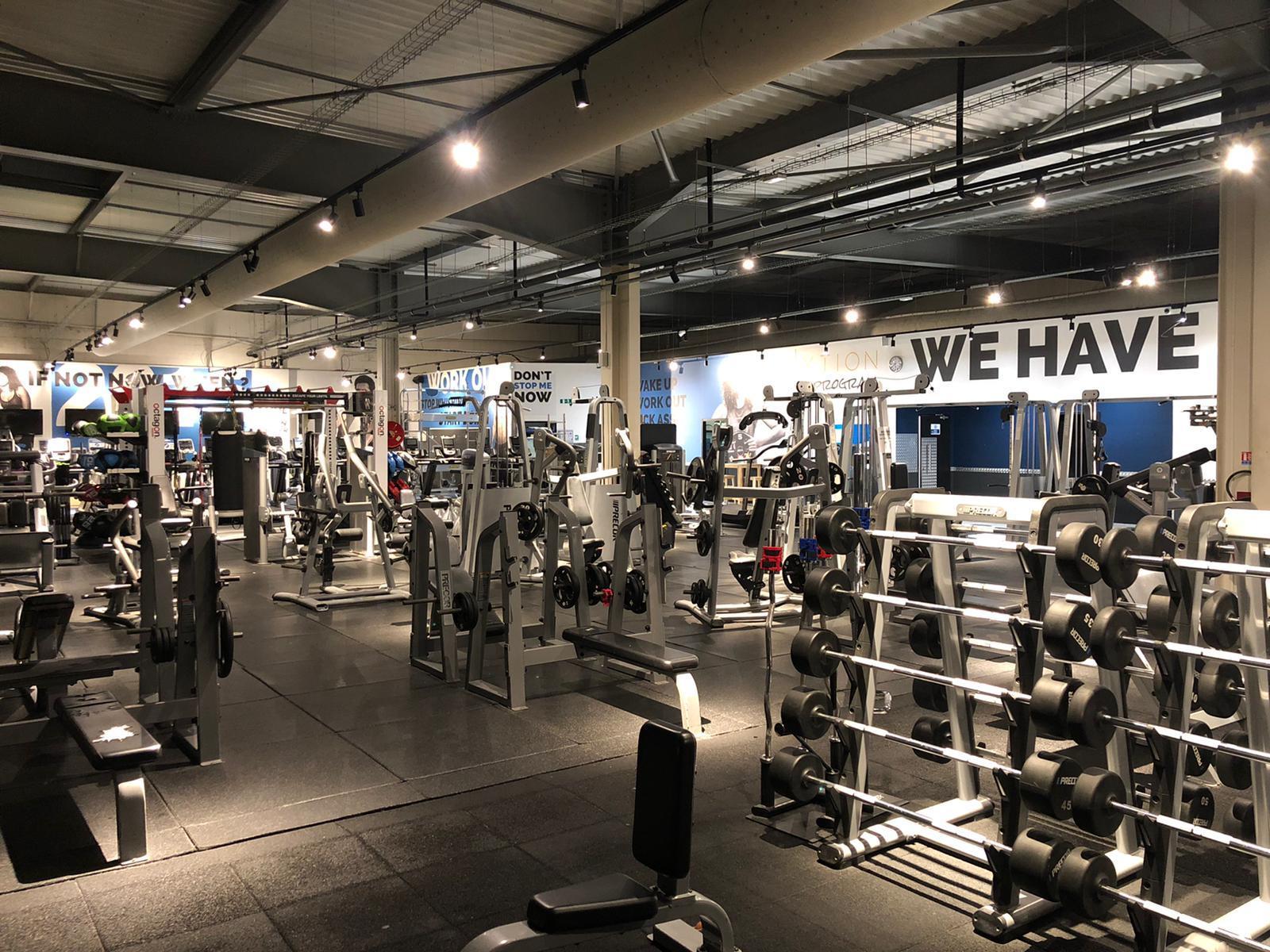 Salle De Sport Shopping Promenade Claye Souilly GymPlace -Réserve ta séance d'essai